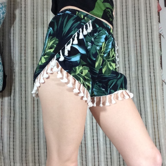 SOLD PAPER HEART Tassel Fringe Tropical - Picture 4 of 6